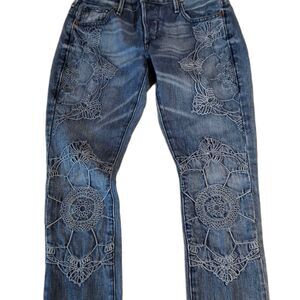 True Religion women's jr. size L blue denim embroidered boyfriend jeans